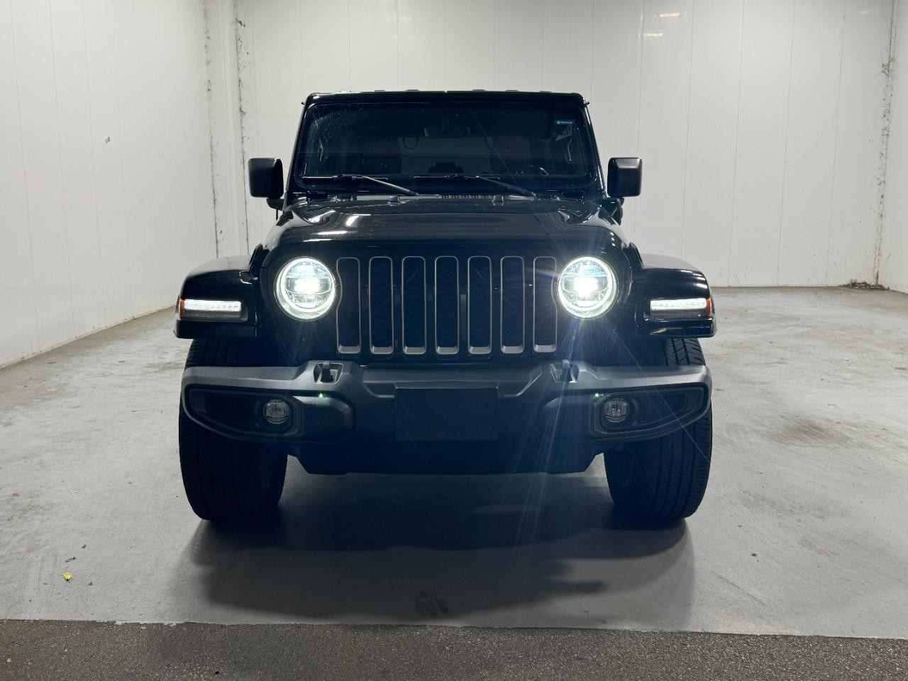 Jeep Wrangler 4xe Vehicle Full-screen Gallery Image 07