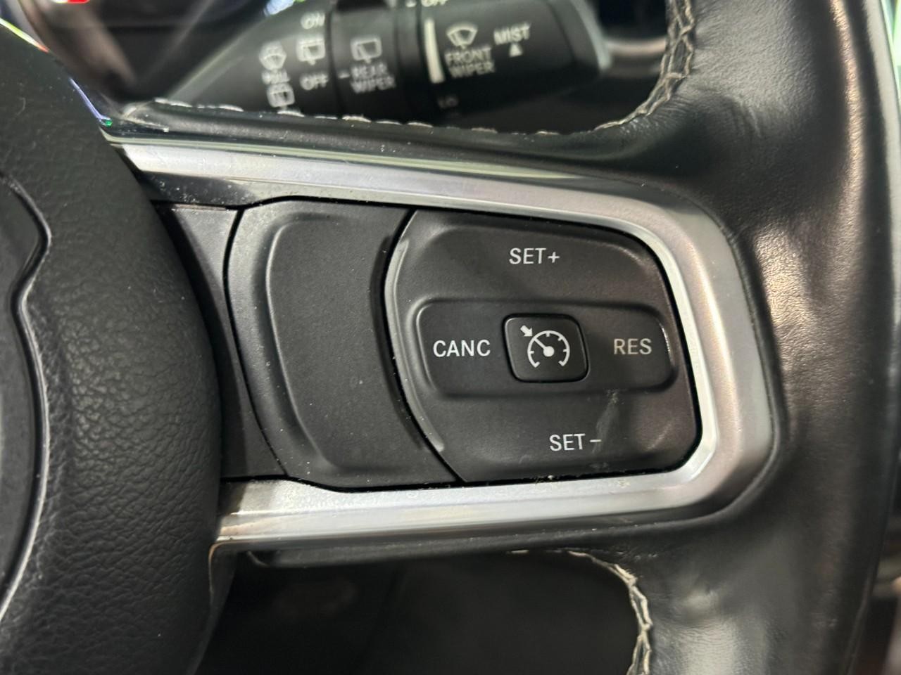 Jeep Wrangler 4xe Vehicle Full-screen Gallery Image 27