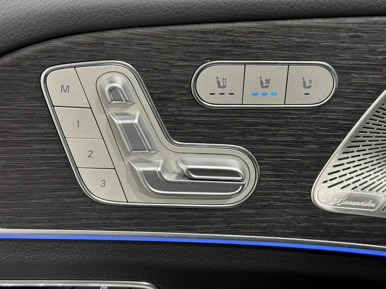 Mercedes-Benz GLS Vehicle Full-screen Gallery Image 27