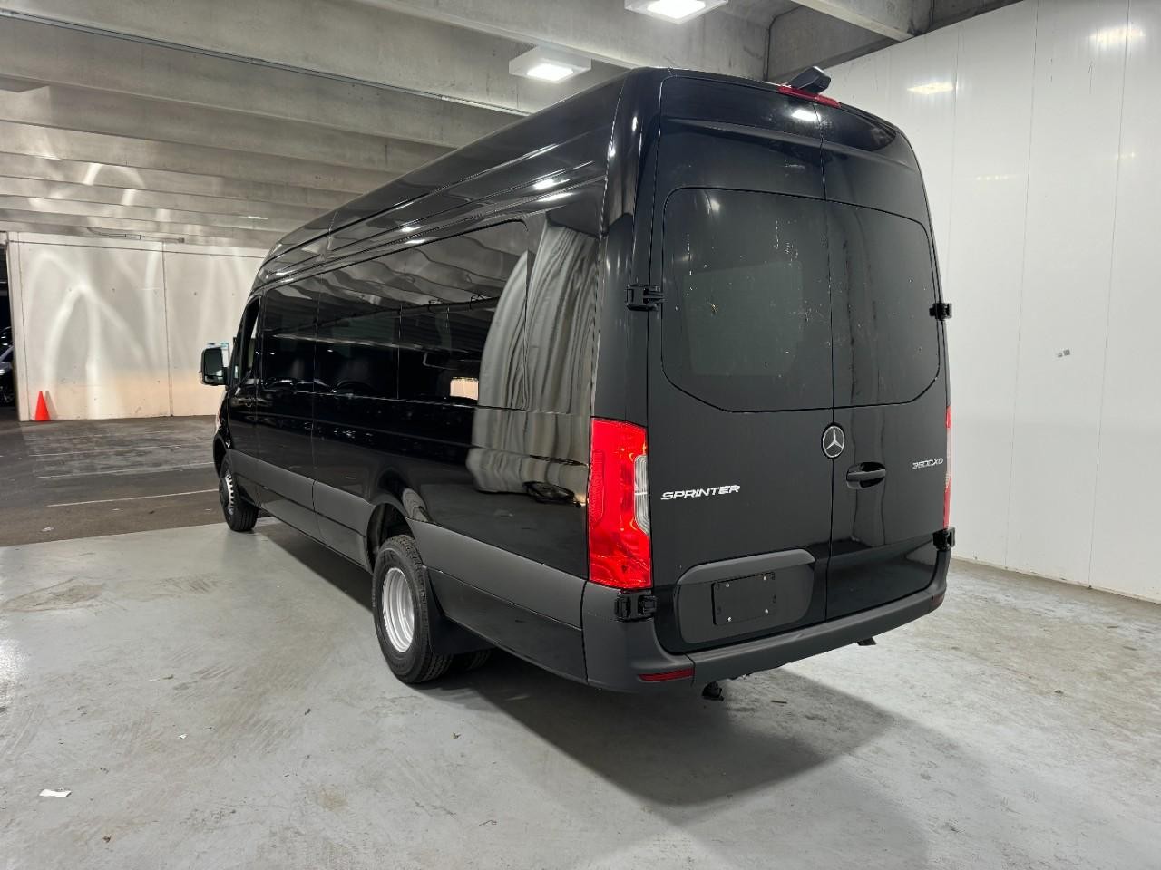 Mercedes-Benz Sprinter Cargo Van Vehicle Full-screen Gallery Image 3