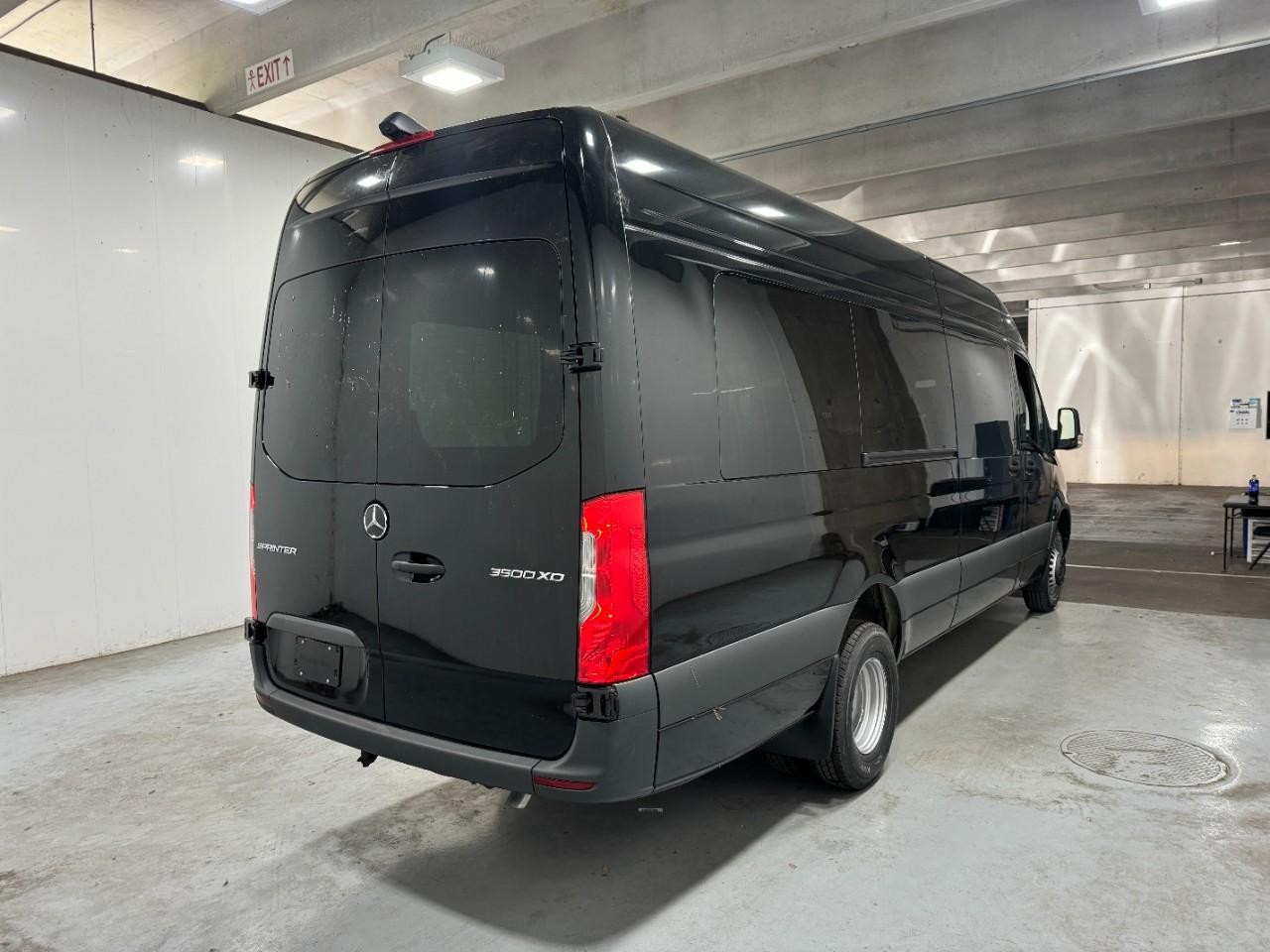 Mercedes-Benz Sprinter Cargo Van Vehicle Full-screen Gallery Image 4