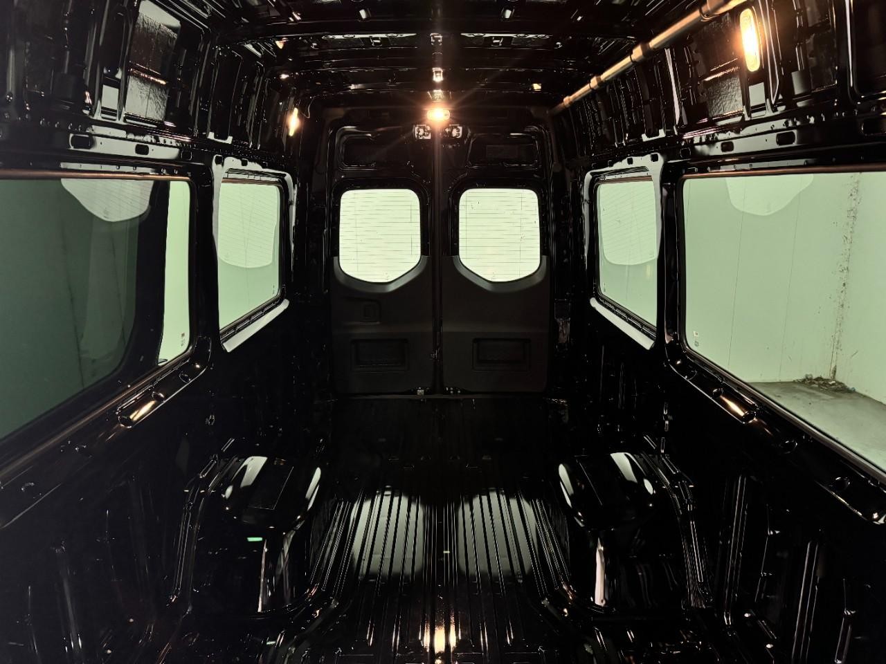 Mercedes-Benz Sprinter Cargo Van Vehicle Full-screen Gallery Image 11