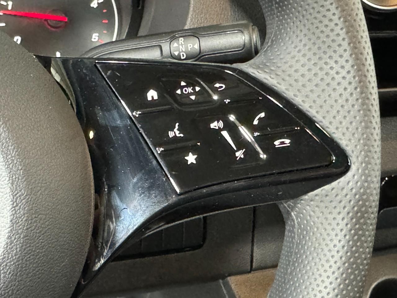 Mercedes-Benz Sprinter Cargo Van Vehicle Full-screen Gallery Image 30