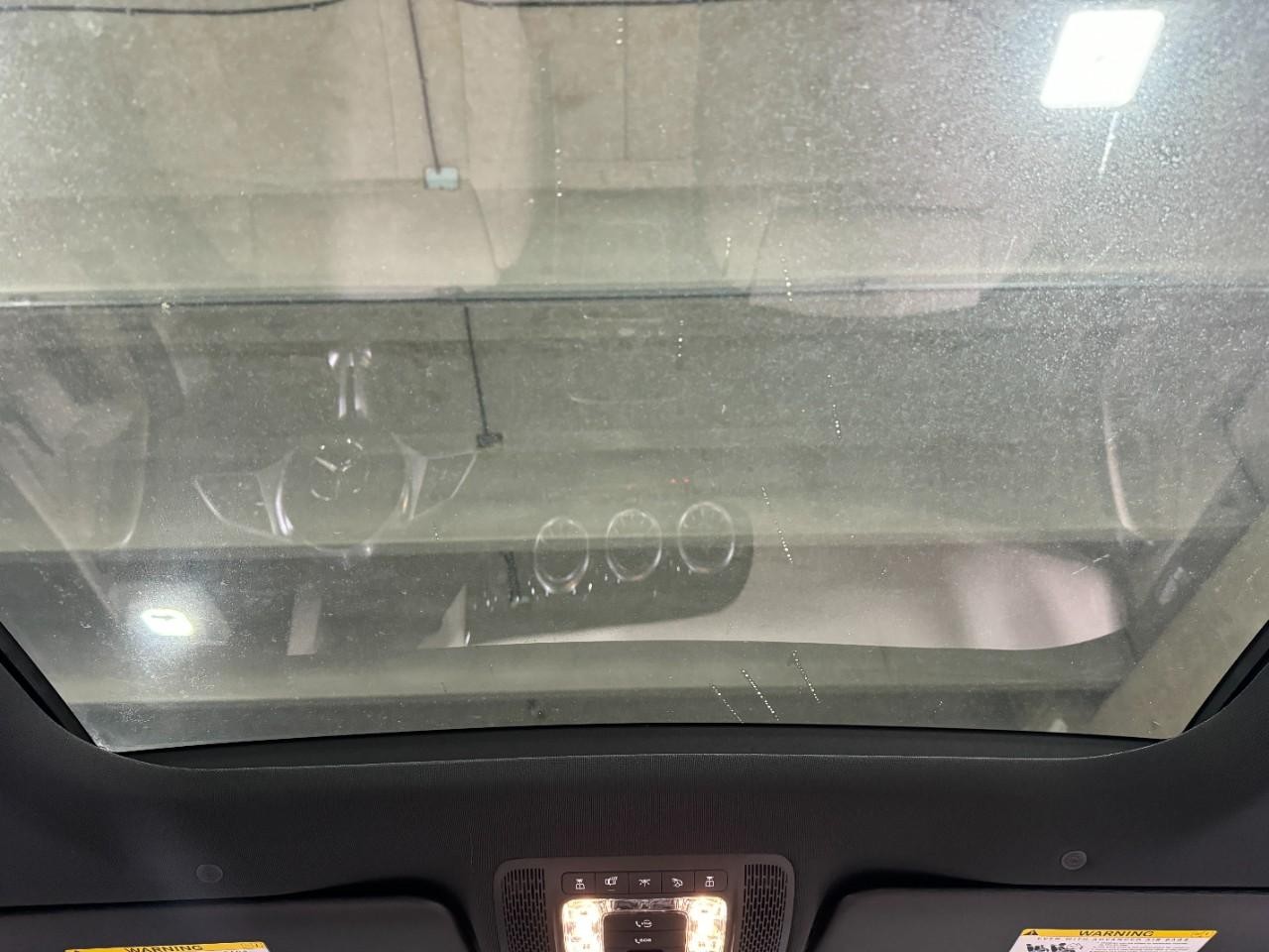 Mercedes-Benz CLA Vehicle Full-screen Gallery Image 11