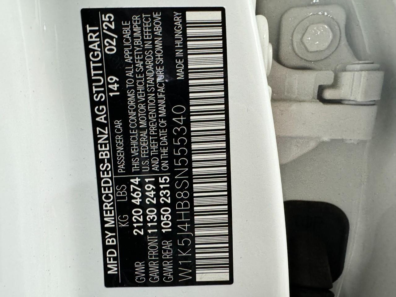 Mercedes-Benz CLA Vehicle Full-screen Gallery Image 37