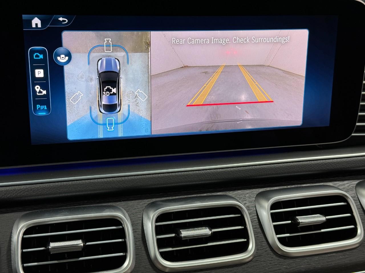 Mercedes-Benz GLE Vehicle Full-screen Gallery Image 37