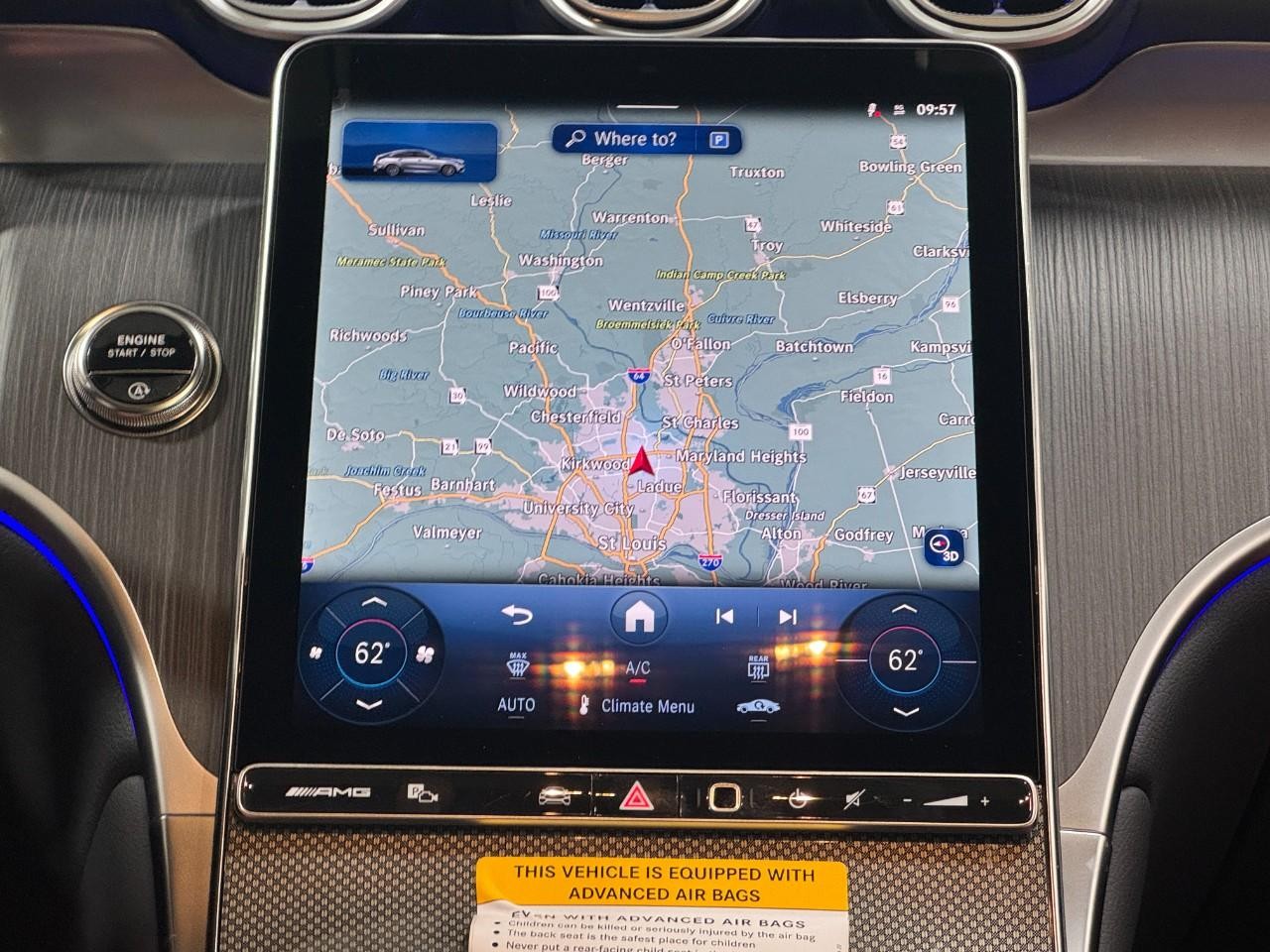 Mercedes-Benz GLC Vehicle Full-screen Gallery Image 14