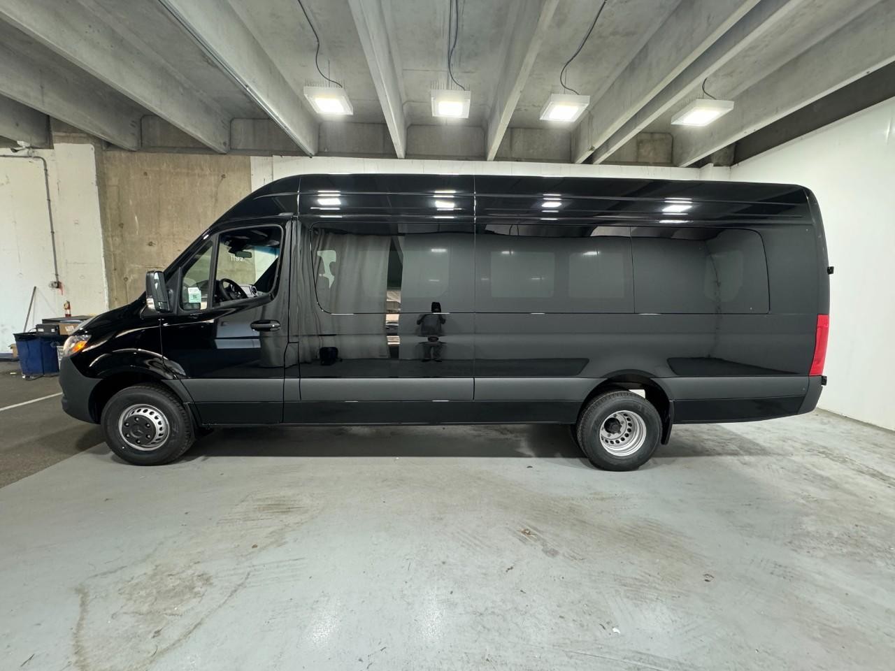 Mercedes-Benz Sprinter Cargo Van Vehicle Full-screen Gallery Image 2