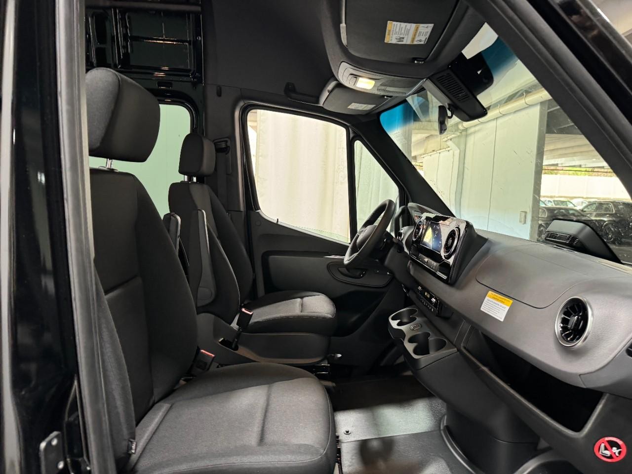 Mercedes-Benz Sprinter Cargo Van Vehicle Full-screen Gallery Image 16