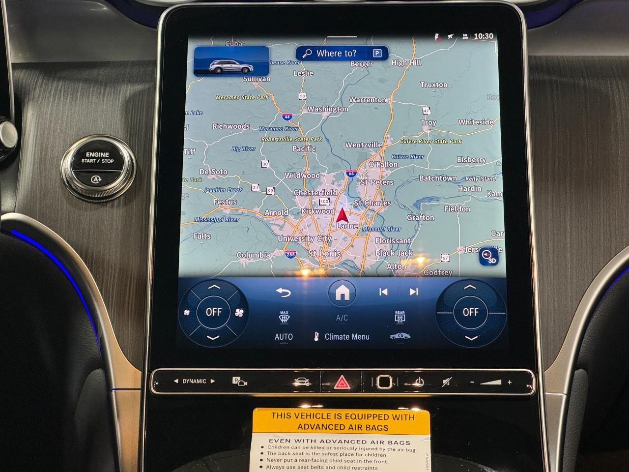 Mercedes-Benz GLC Vehicle Full-screen Gallery Image 14