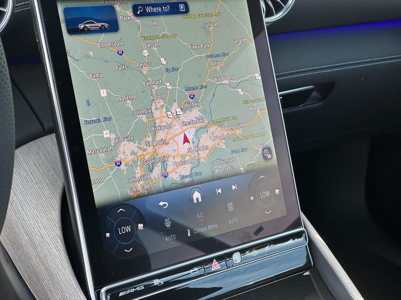 Mercedes-Benz AMG GT Vehicle Full-screen Gallery Image 16