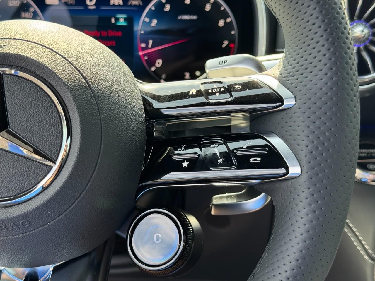 Mercedes-Benz AMG GT Vehicle Full-screen Gallery Image 20