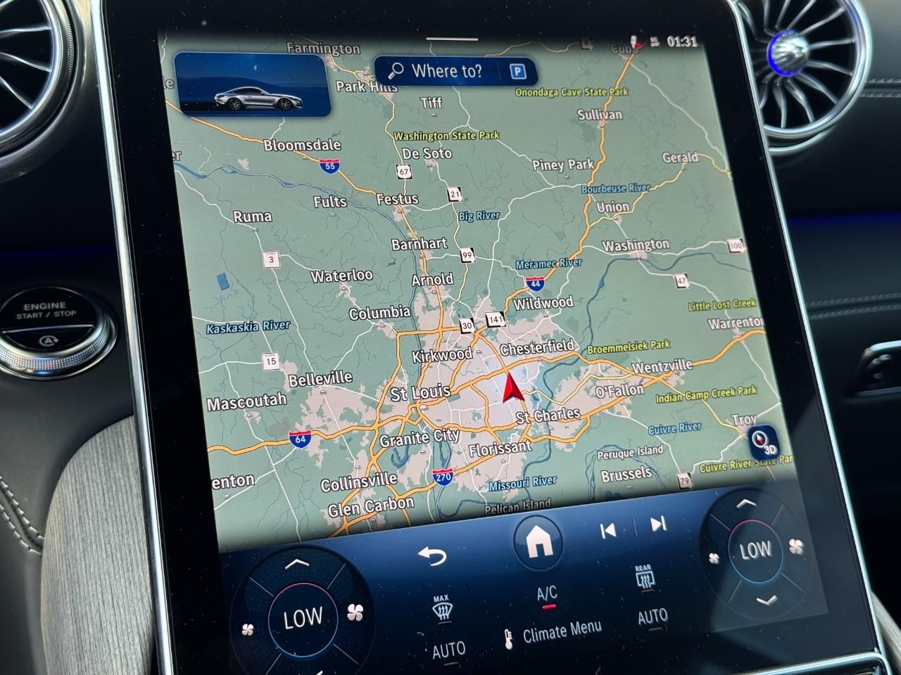 Mercedes-Benz AMG GT Vehicle Full-screen Gallery Image 22