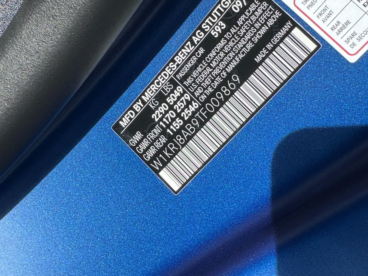 Mercedes-Benz AMG GT Vehicle Full-screen Gallery Image 30