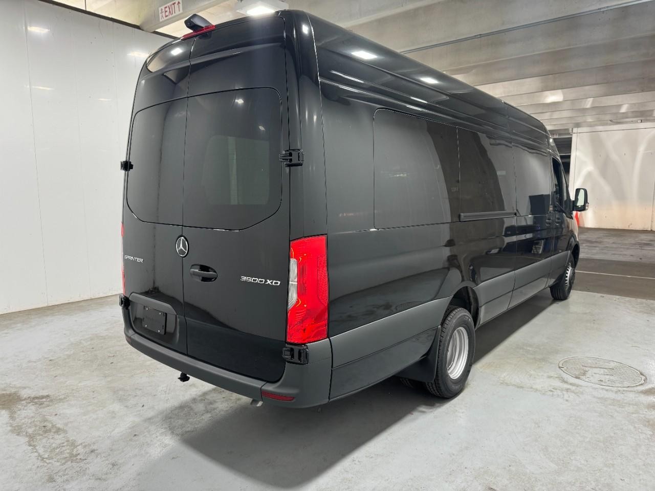 Mercedes-Benz Sprinter Cargo Van Vehicle Full-screen Gallery Image 4