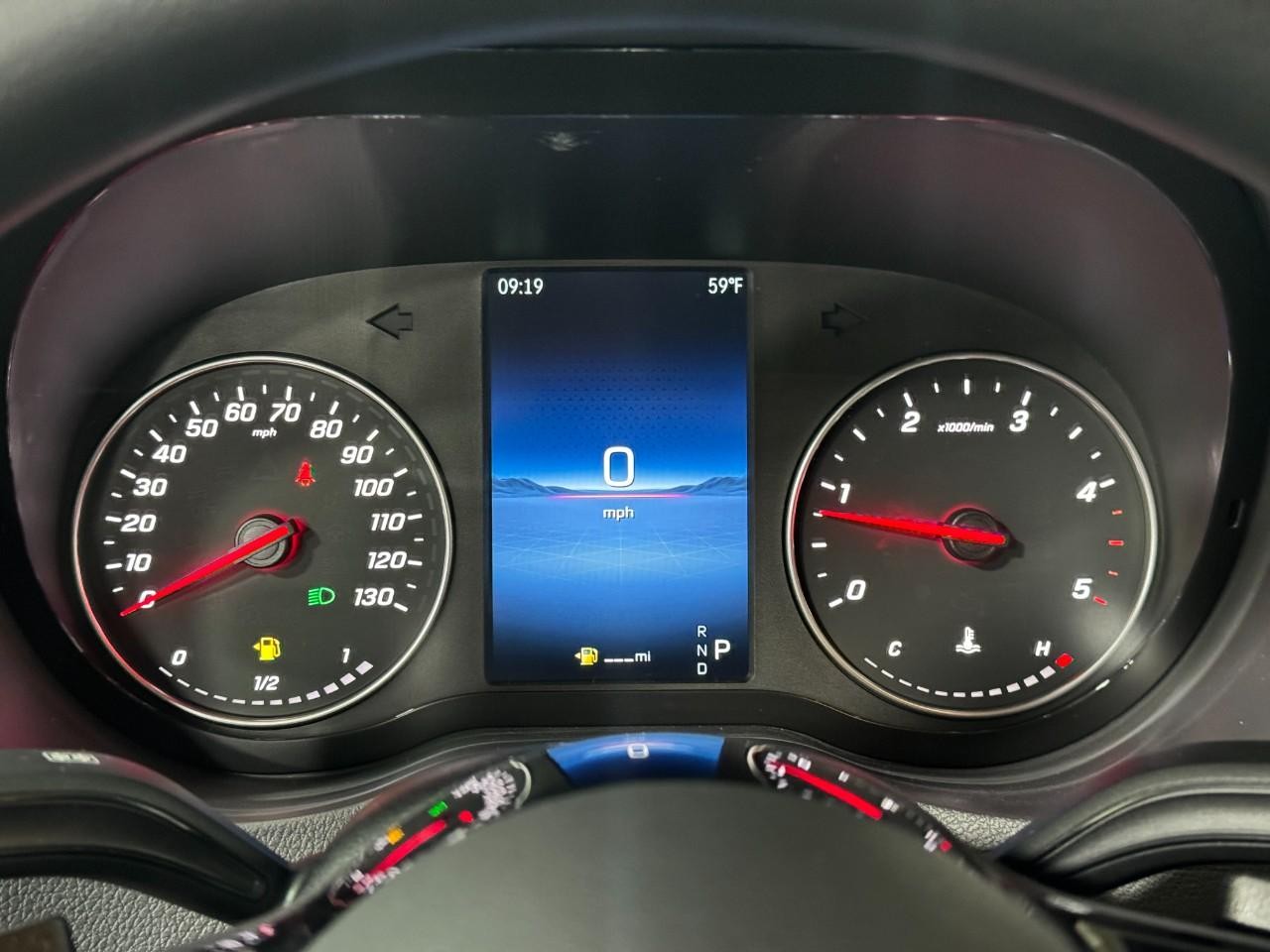 Mercedes-Benz Sprinter Cargo Van Vehicle Full-screen Gallery Image 31