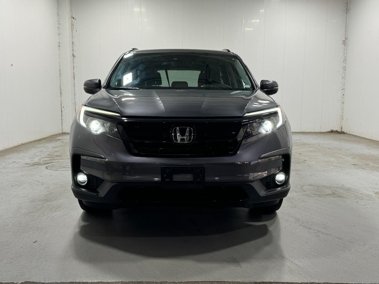 Honda Pilot Vehicle Full-screen Gallery Image 07