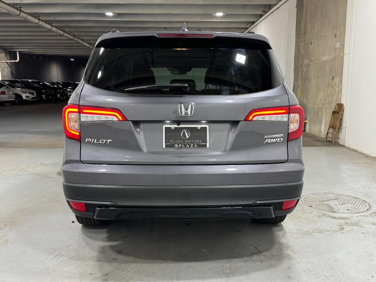 Honda Pilot Vehicle Full-screen Gallery Image 09