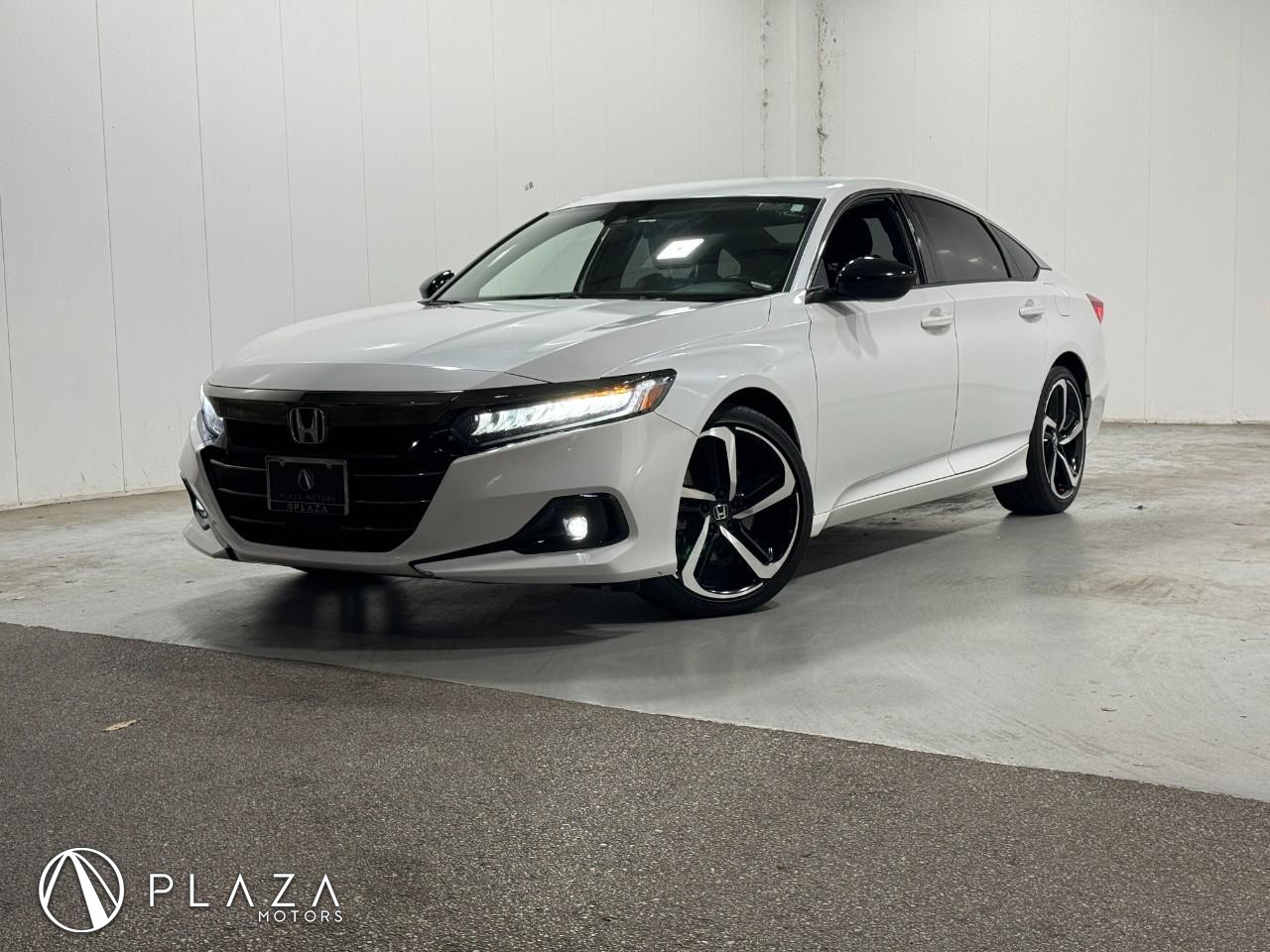 Honda Accord Sedan Vehicle Full-screen Gallery Image 01