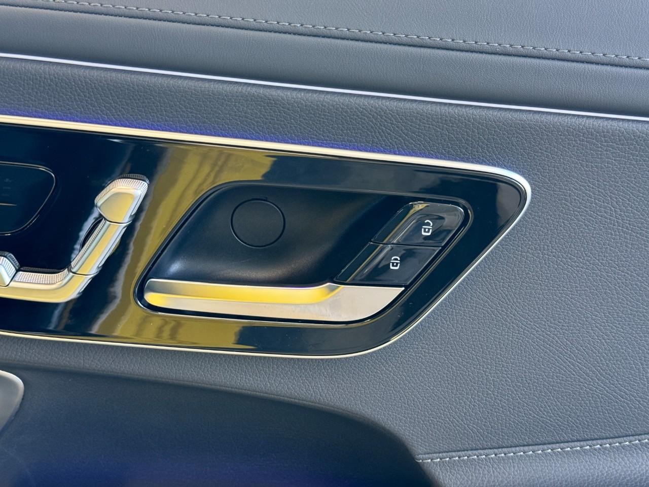 Mercedes-Benz CLE Vehicle Full-screen Gallery Image 20