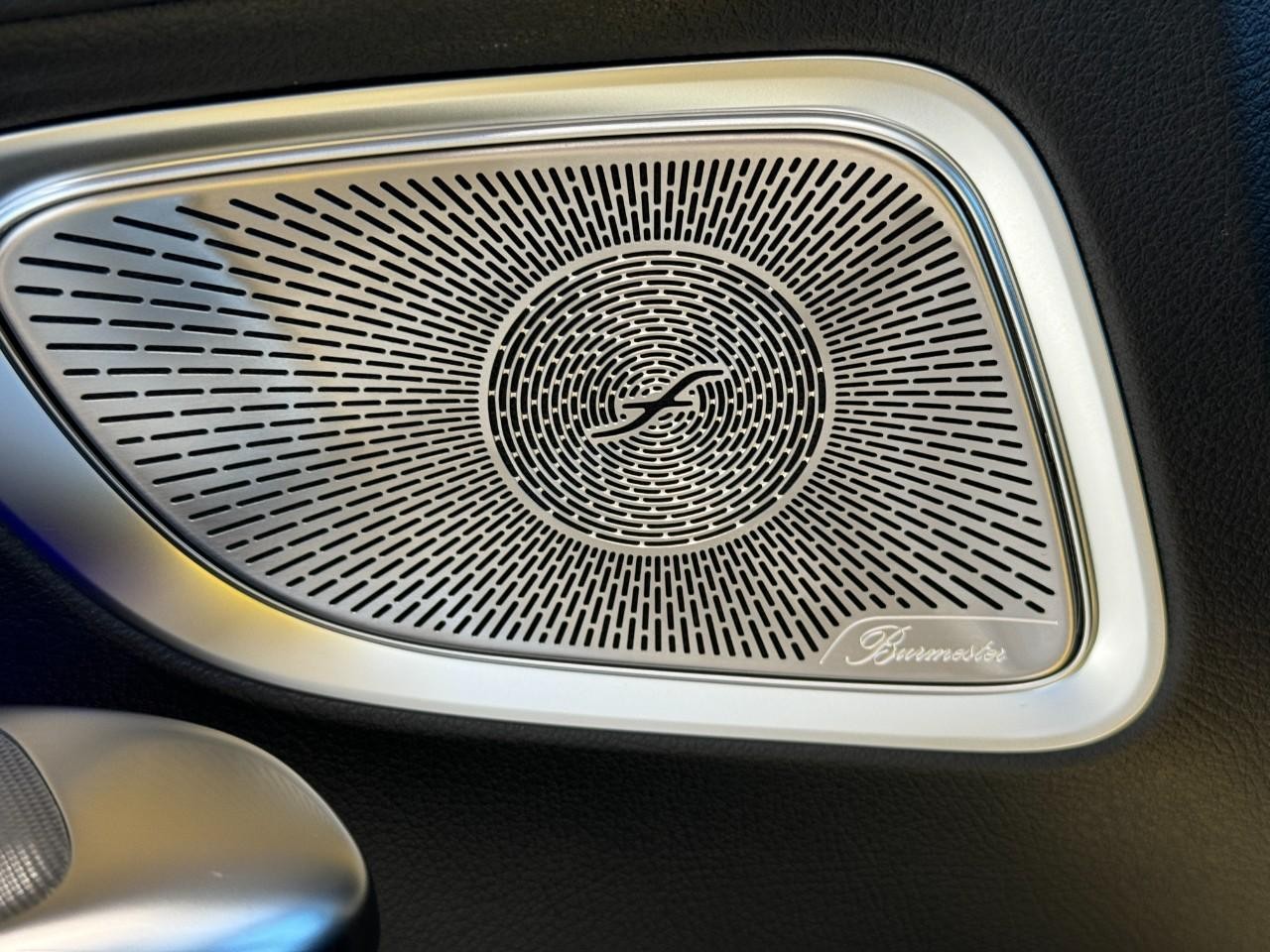 Mercedes-Benz CLE Vehicle Full-screen Gallery Image 25