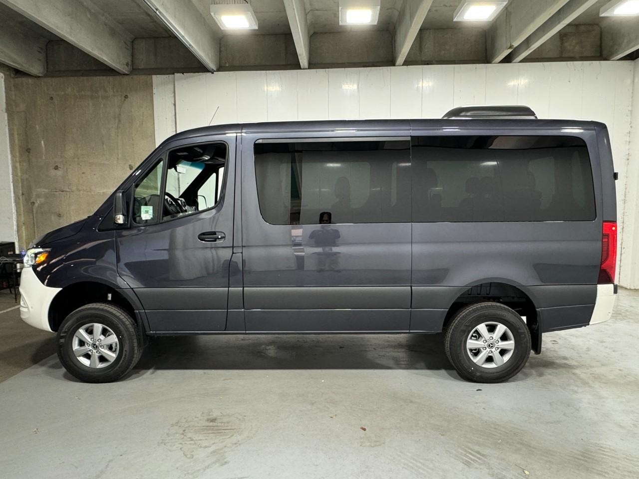 Mercedes-Benz Sprinter Passenger Van Vehicle Full-screen Gallery Image 2