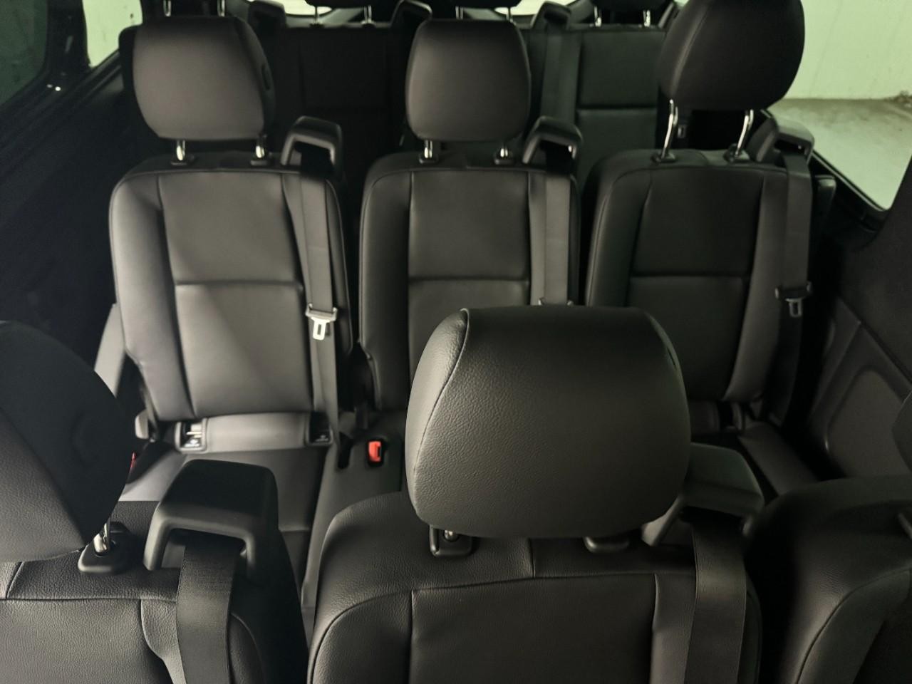 Mercedes-Benz Sprinter Passenger Van Vehicle Full-screen Gallery Image 12