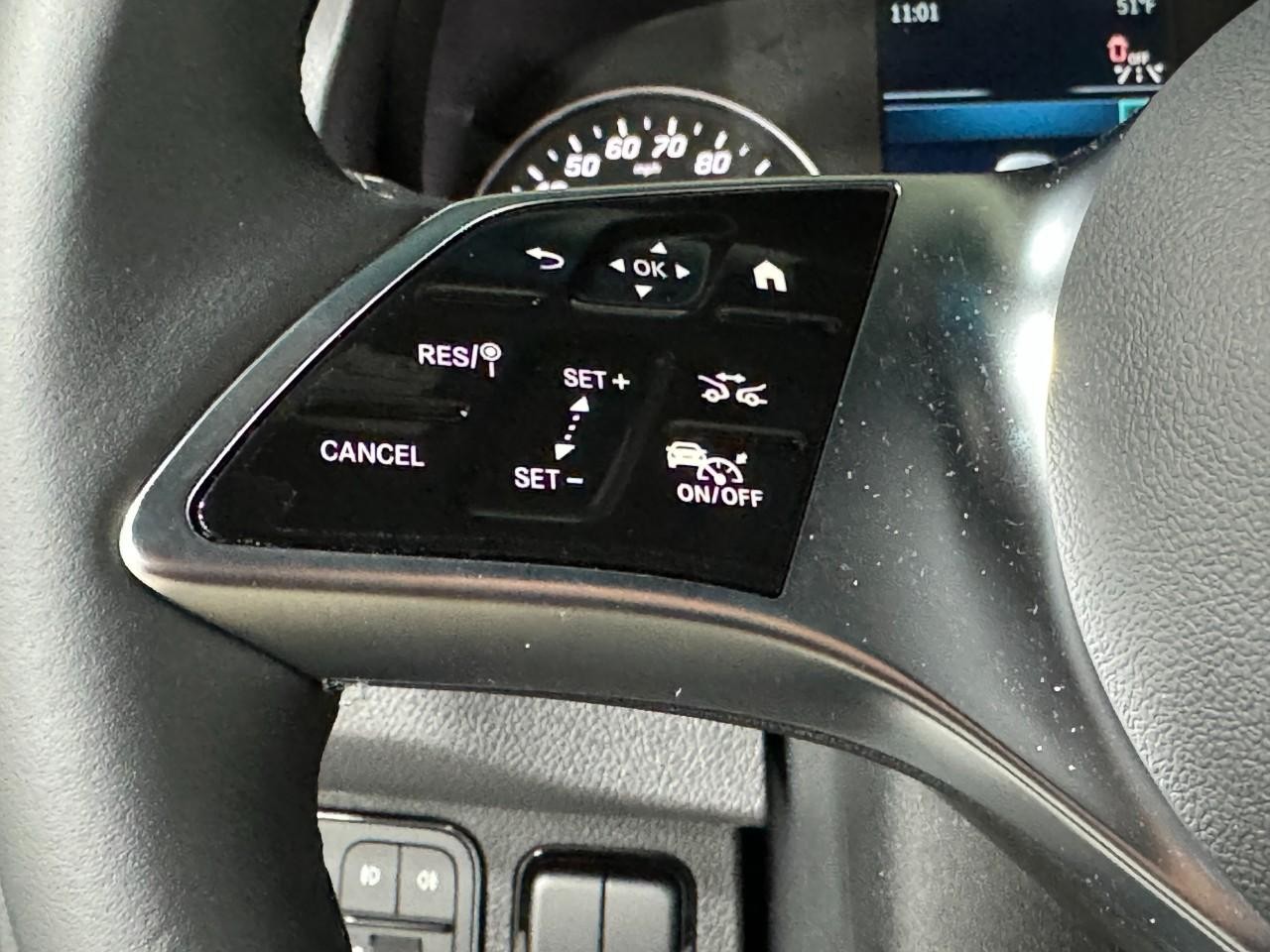 Mercedes-Benz Sprinter Passenger Van Vehicle Full-screen Gallery Image 31