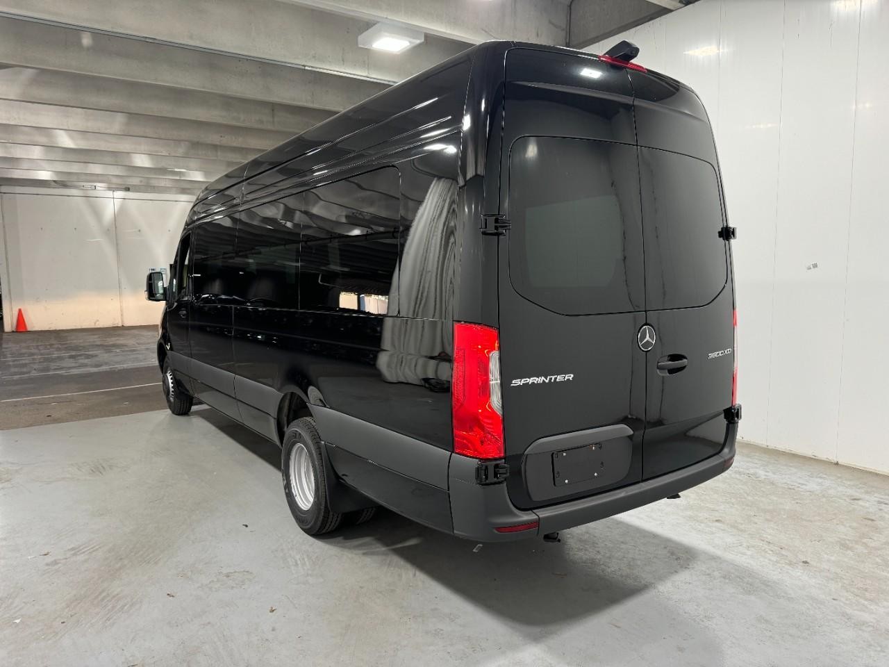 Mercedes-Benz Sprinter Cargo Van Vehicle Full-screen Gallery Image 3