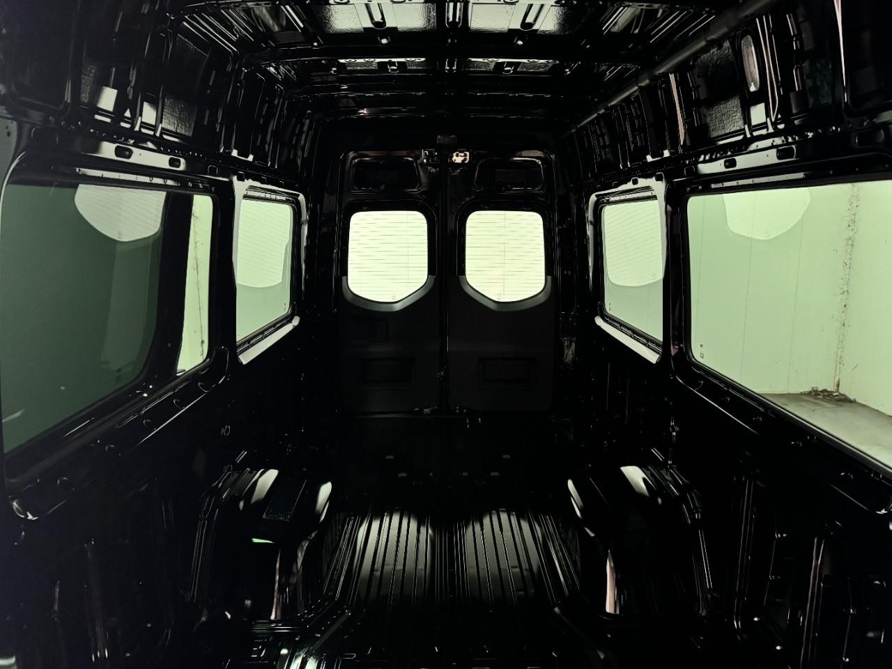 Mercedes-Benz Sprinter Cargo Van Vehicle Full-screen Gallery Image 11