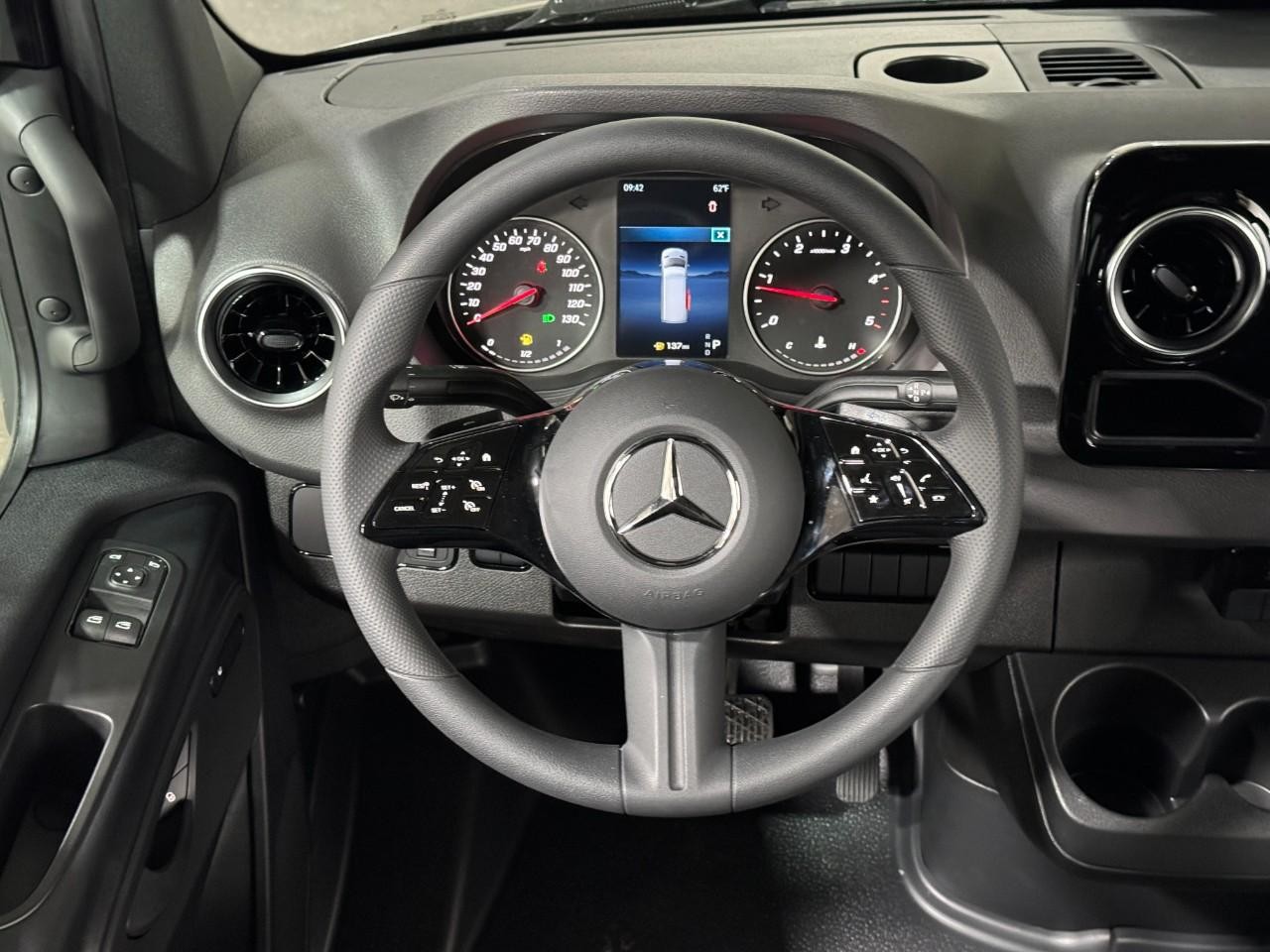 Mercedes-Benz Sprinter Cargo Van Vehicle Full-screen Gallery Image 13