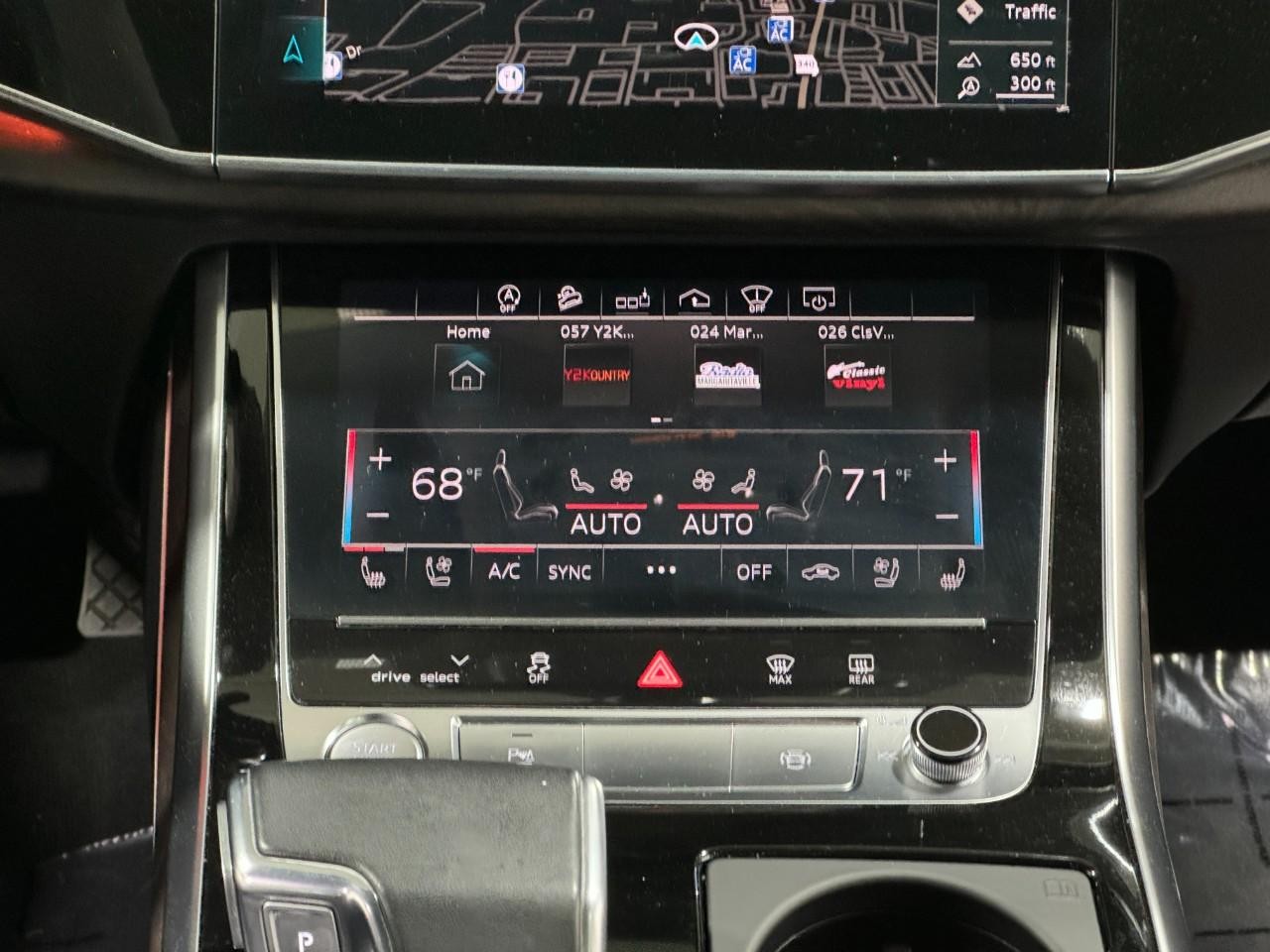 Audi Q8 Vehicle Full-screen Gallery Image 16