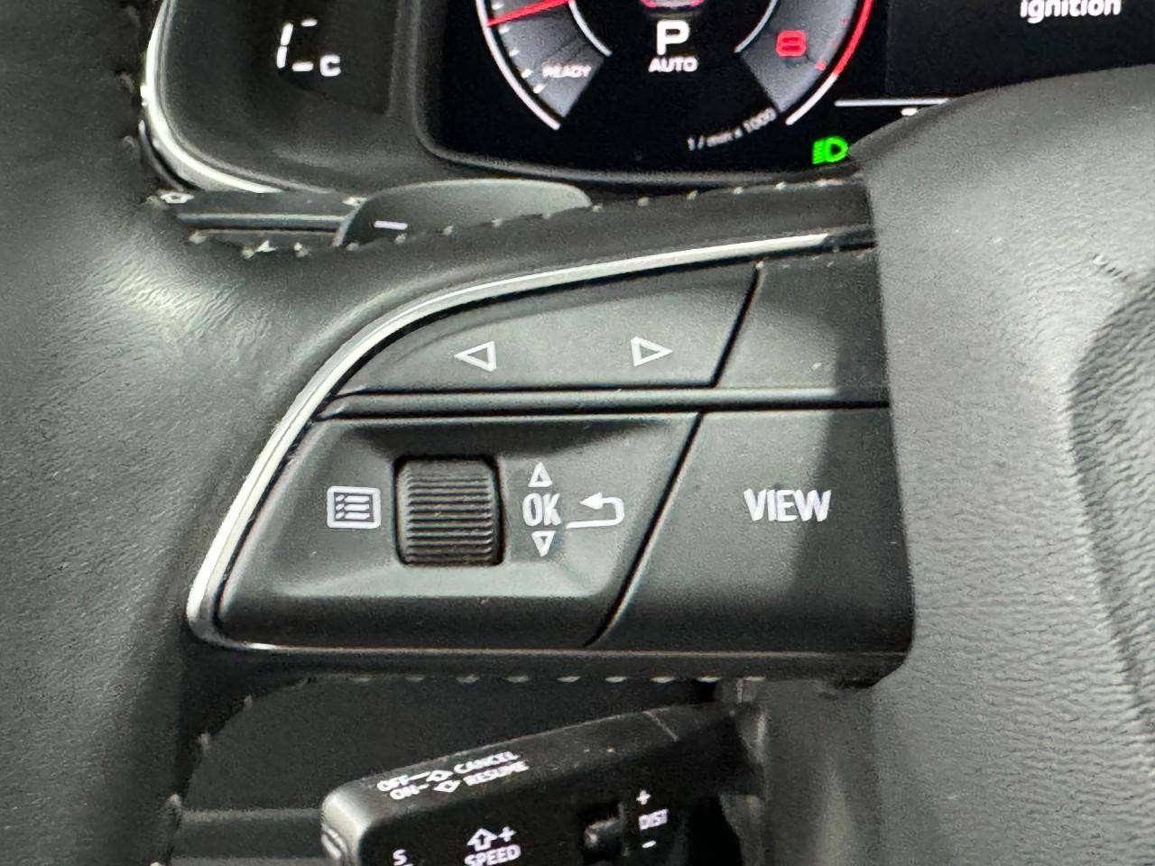 Audi Q8 Vehicle Full-screen Gallery Image 33