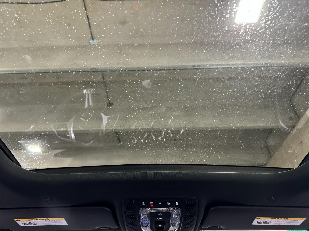 Mercedes-Benz CLA Vehicle Full-screen Gallery Image 11