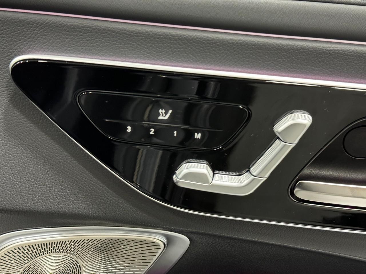 Mercedes-Benz CLE Vehicle Full-screen Gallery Image 19