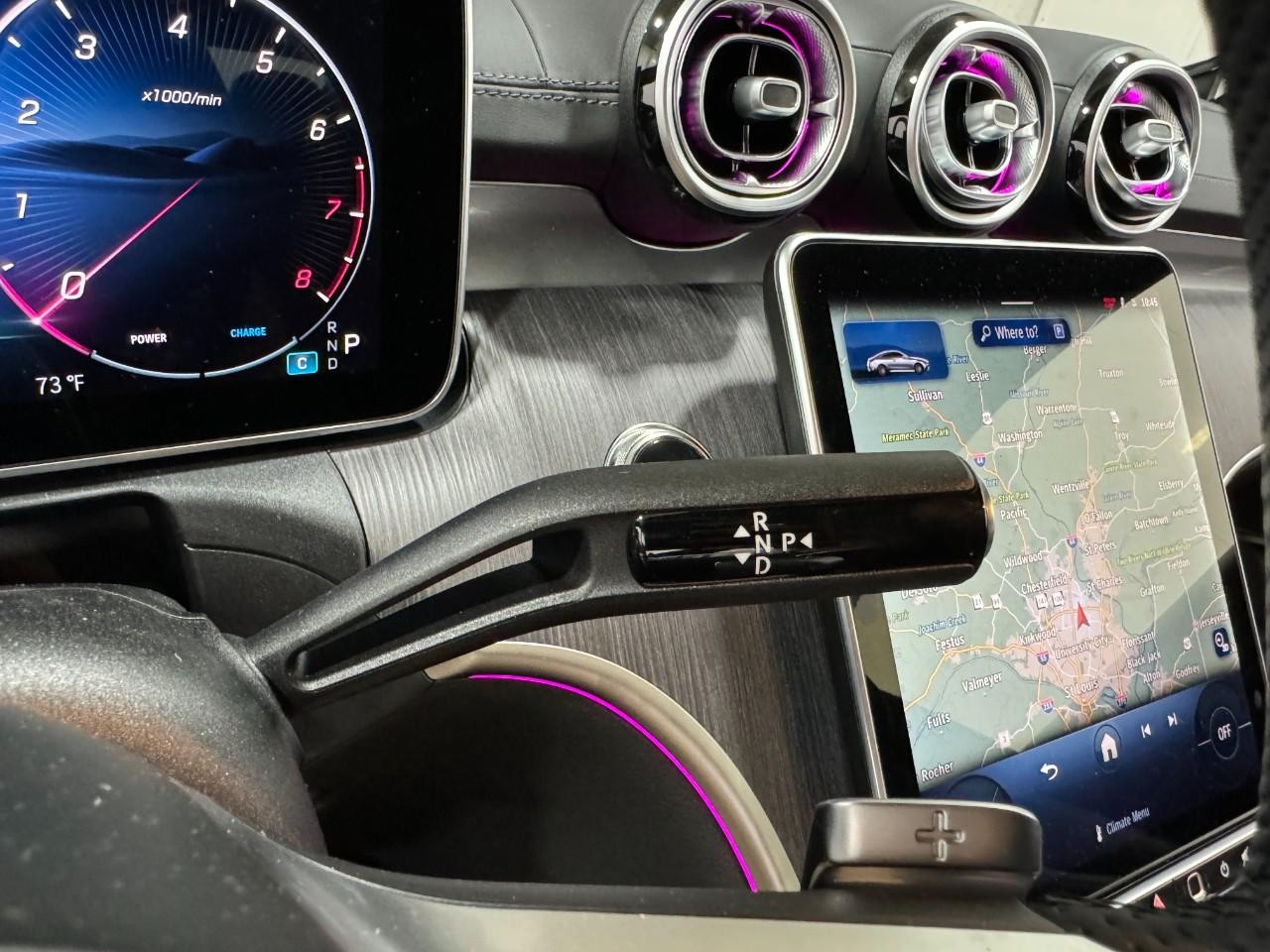 Mercedes-Benz CLE Vehicle Full-screen Gallery Image 34