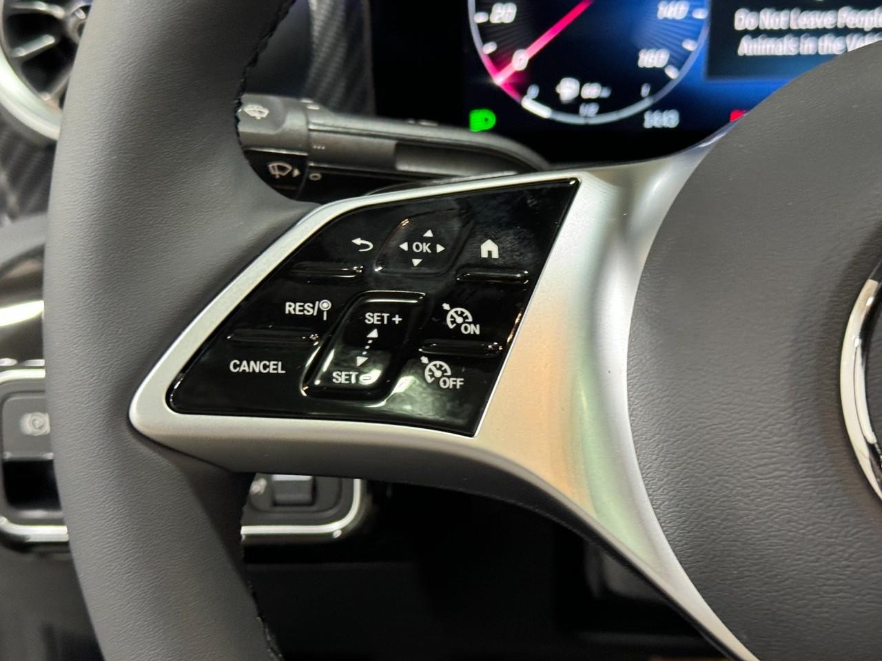 Mercedes-Benz CLA Vehicle Full-screen Gallery Image 31