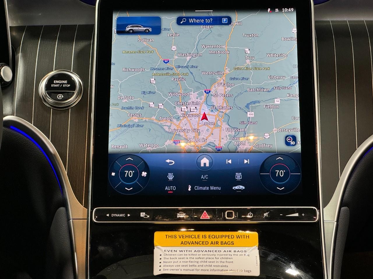 Mercedes-Benz GLC Vehicle Full-screen Gallery Image 14