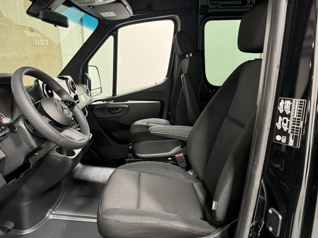 Mercedes-Benz Sprinter Cargo Van Vehicle Full-screen Gallery Image 8