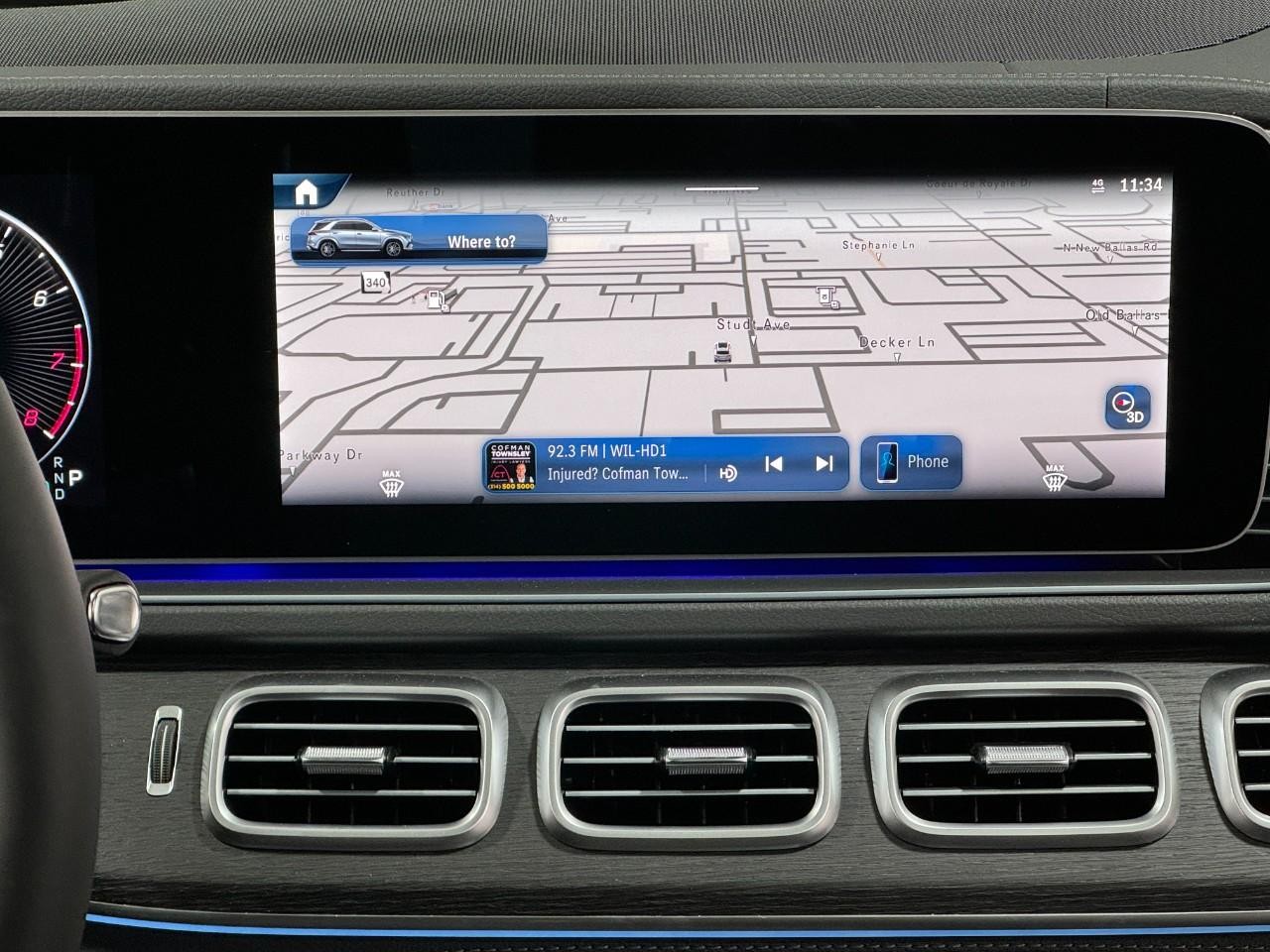 Mercedes-Benz GLE Vehicle Full-screen Gallery Image 14