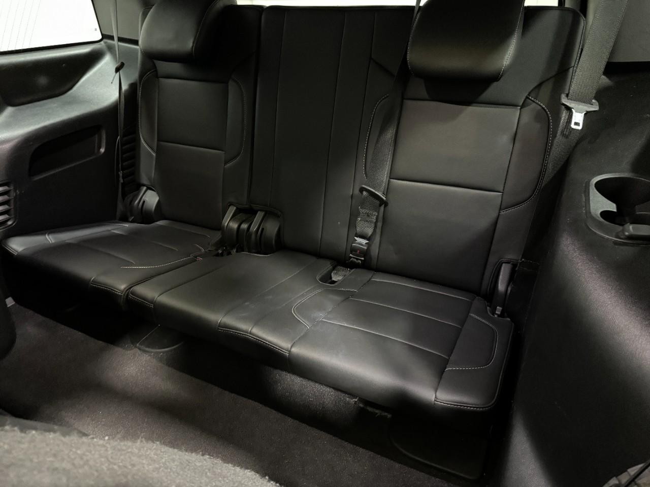 Chevrolet Tahoe Vehicle Full-screen Gallery Image 08