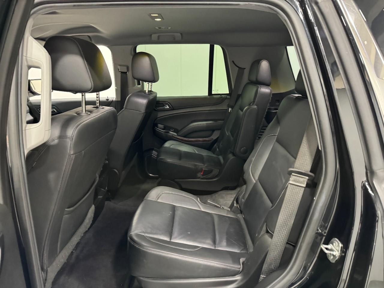 Chevrolet Tahoe Vehicle Full-screen Gallery Image 09