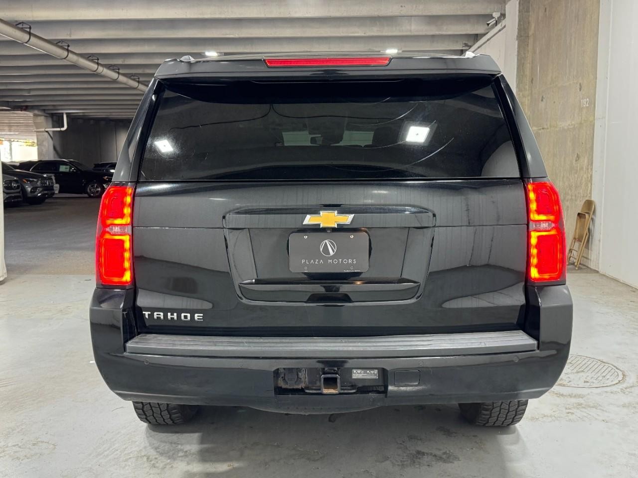 Chevrolet Tahoe Vehicle Full-screen Gallery Image 10