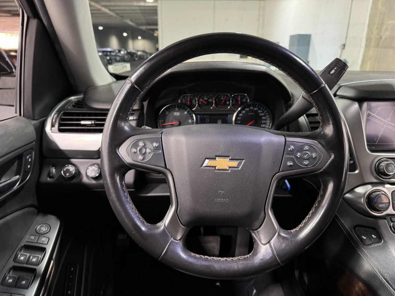 Chevrolet Tahoe Vehicle Full-screen Gallery Image 15