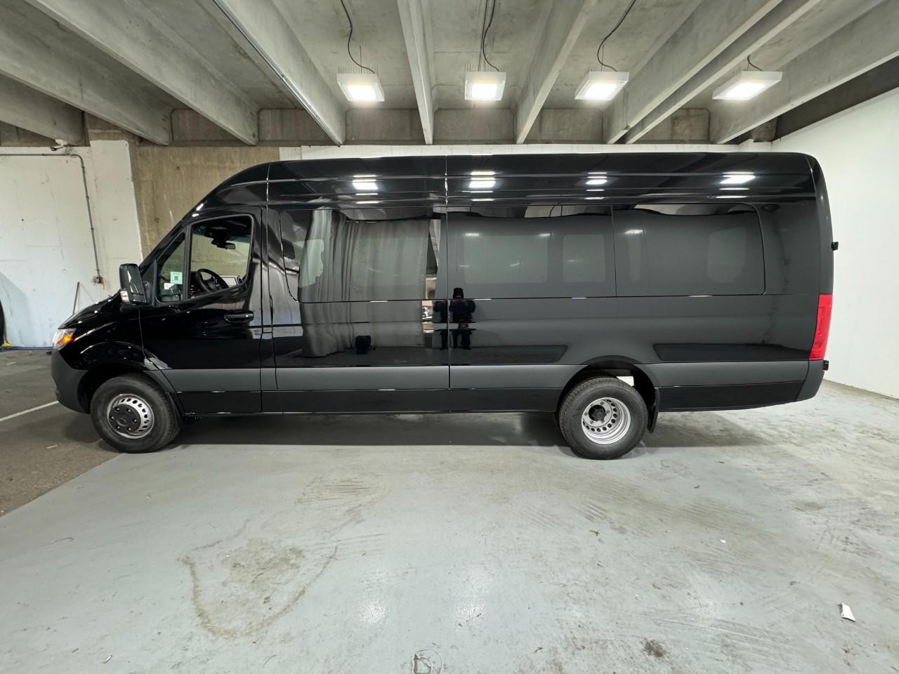 Mercedes-Benz Sprinter Cargo Van Vehicle Full-screen Gallery Image 2