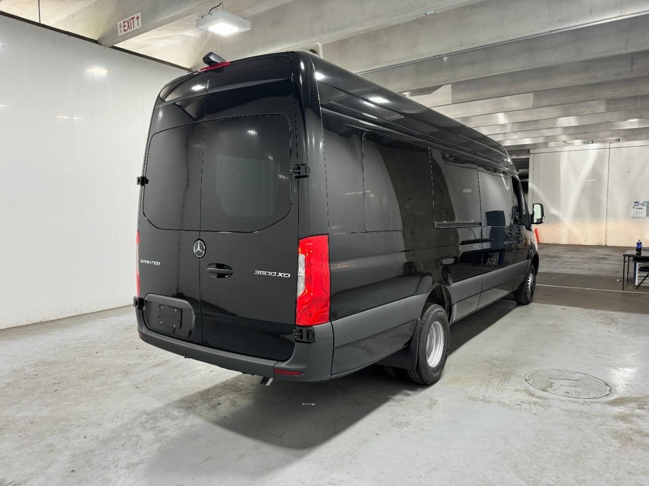Mercedes-Benz Sprinter Cargo Van Vehicle Full-screen Gallery Image 4