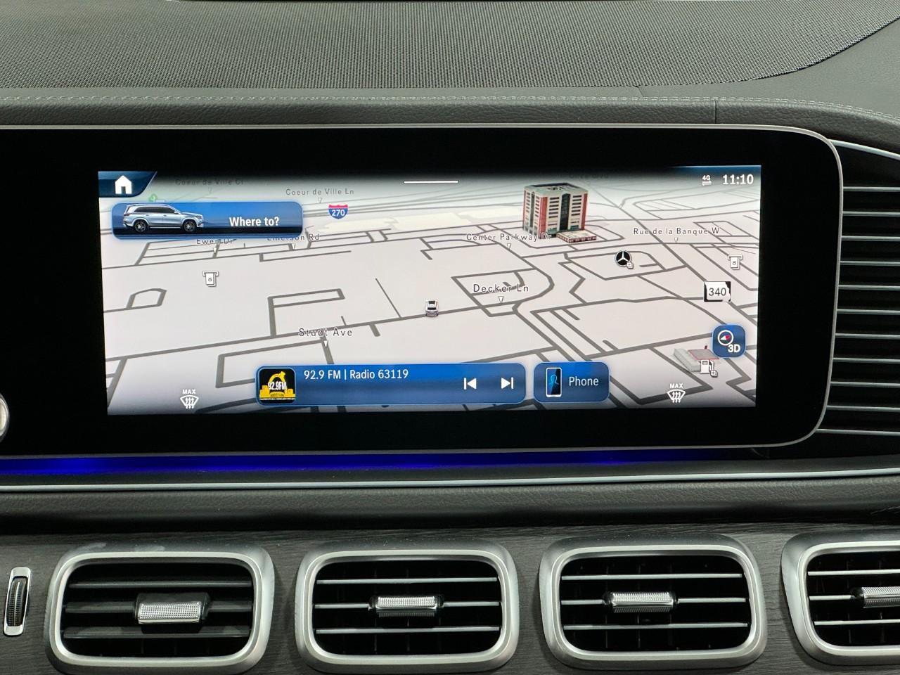 Mercedes-Benz GLS Vehicle Full-screen Gallery Image 15