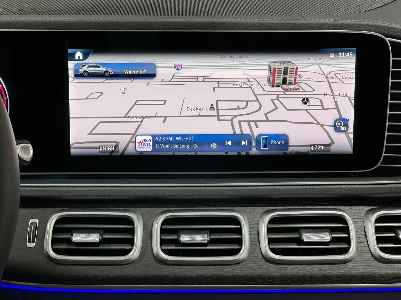 Mercedes-Benz GLE Vehicle Full-screen Gallery Image 15