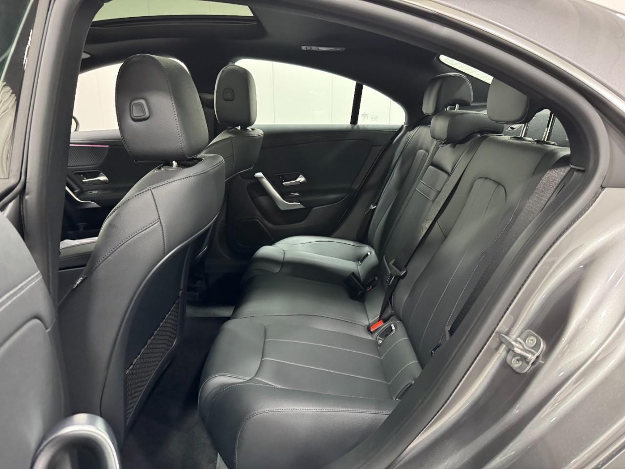 Mercedes-Benz CLA Vehicle Full-screen Gallery Image 8