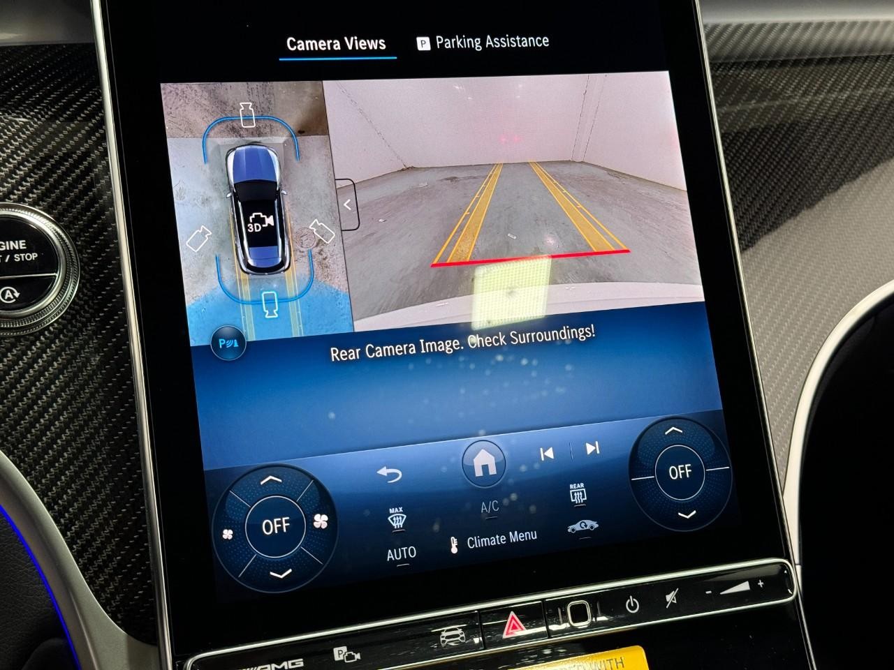 Mercedes-Benz GLC Vehicle Full-screen Gallery Image 33